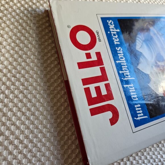 Jell-O Fun and Fabulous Recipes Vintage 1988 Hardcover Cookbook - Picture 7 of 12